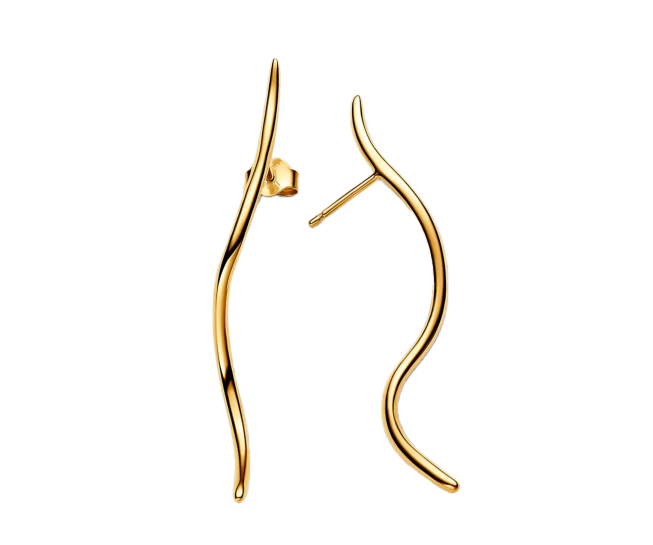 Crafted from 18k yellow gold, the starburst pendant showcases 48 diamonds, with a total weight of 1.10 carats.